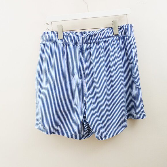 Old Navy High-Waisted Striped Pull-On Shorts in Blue / White Size L NWT - Picture 5 of 10